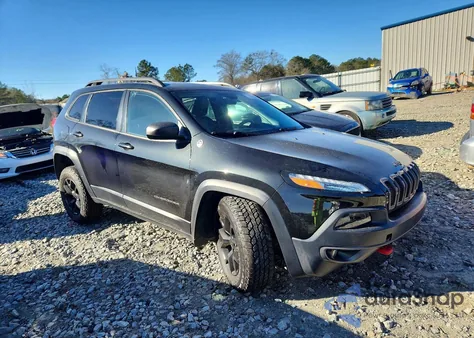 2015 Jeep Cherokee Trailhawk z USA, uszkodzony, nr VIN 1C4PJMBB0FW563718